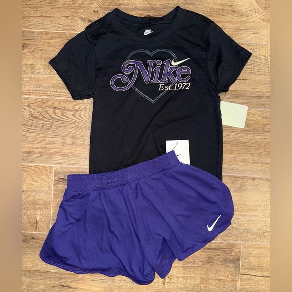 Nike Other - Nike Flowy Shorts Outfit